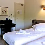 Hotel De Vacances De La Vignasse 3* Chandolas