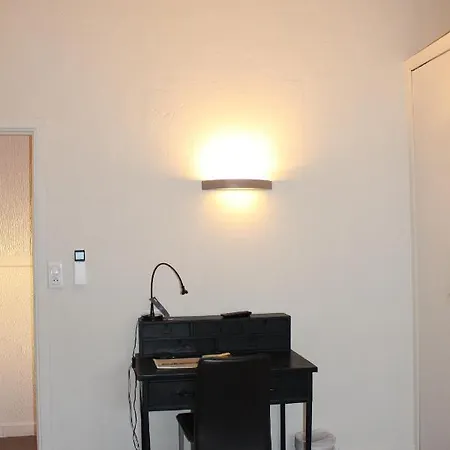 De De La Vignasse 3*