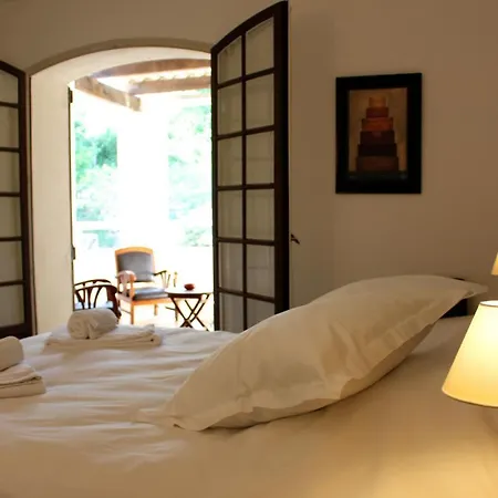 Hotell De De La Vignasse