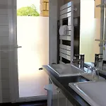 Ξενοδοχείο De De La Vignasse