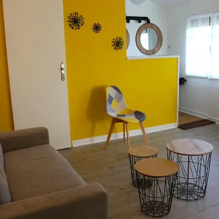 Hotel De Vacances De La Vignasse 3*