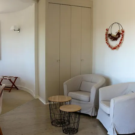 Hotel De De La Vignasse Chandolas