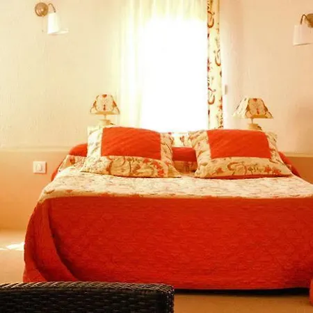 Hotel De De La Vignasse Chandolas