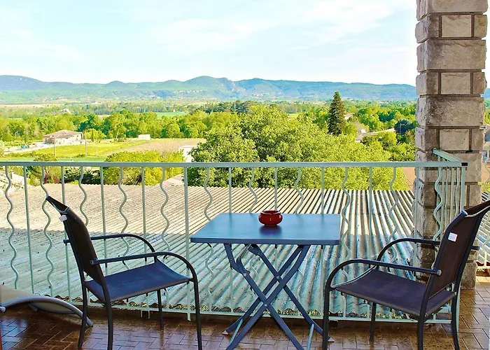 De De La Vignasse Hotel Chandolas