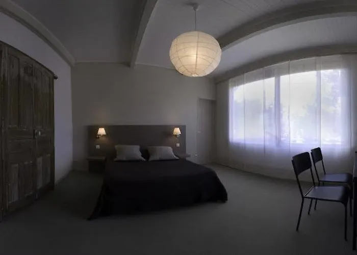 De De La Vignasse Hotel